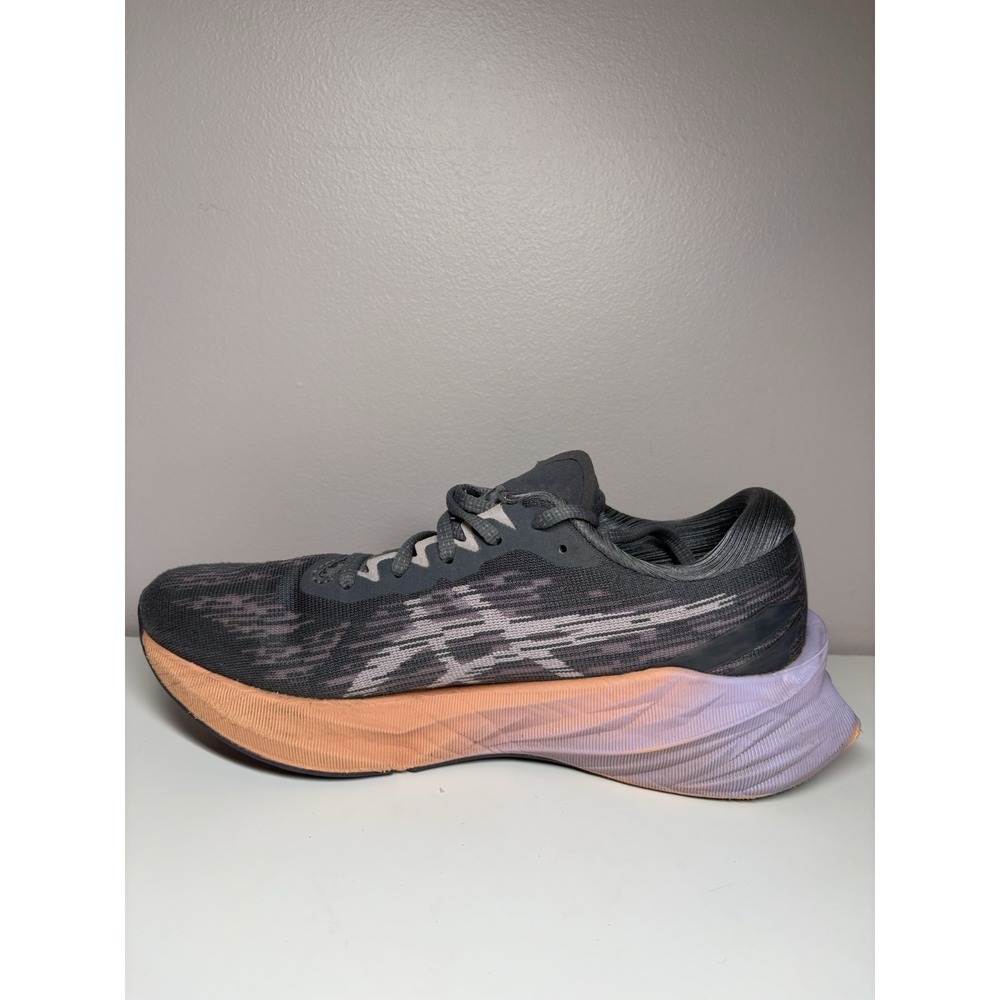 ASICS Women's NOVABLAST 3 Running Shoes Metropolis/Dusk Violet - Size 7.5 - Picture 3 of 11